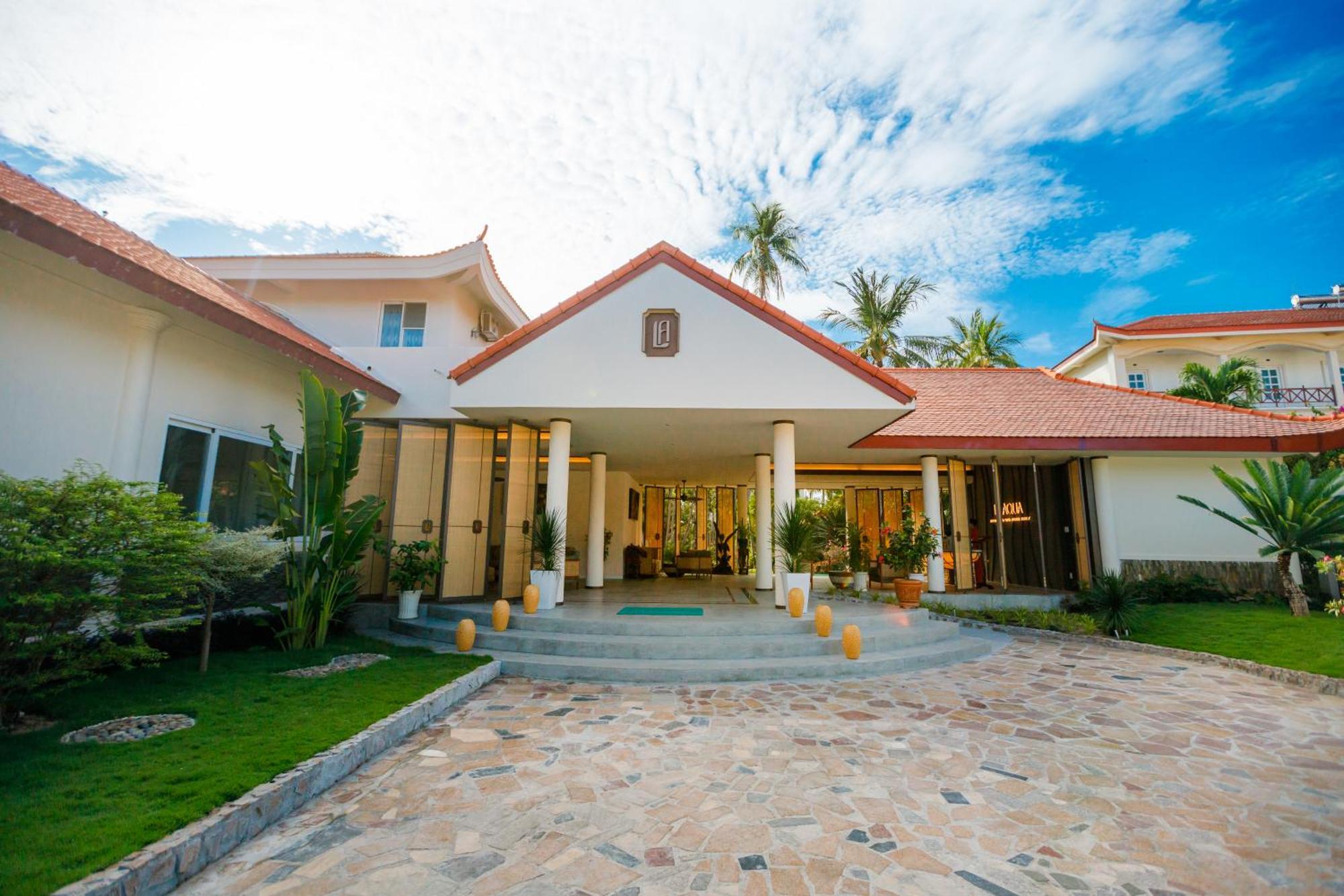 Swiss Village Resort&Spa Mũi Né Exterior foto